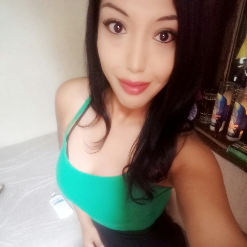 Meet your Posher, Ari